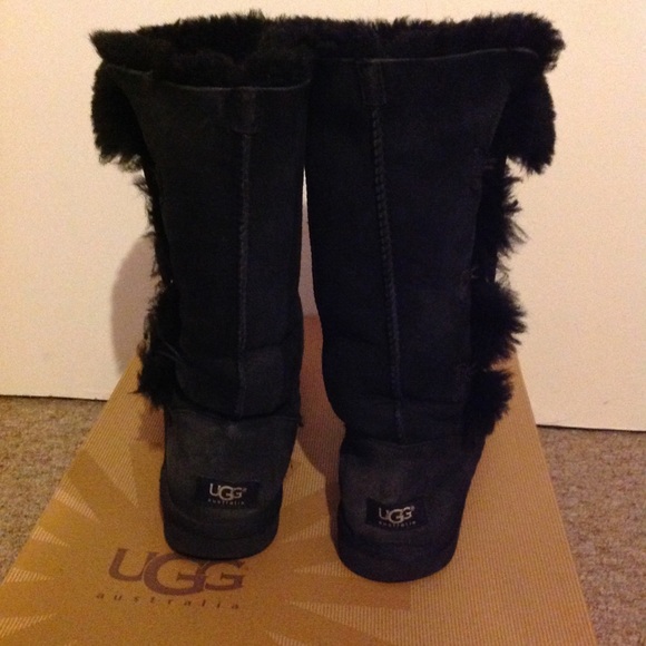 UGG suede boots - Picture 5 of 8